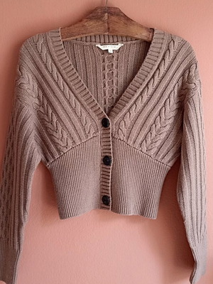 Review knitted cardigan in brown color like new, size S/M