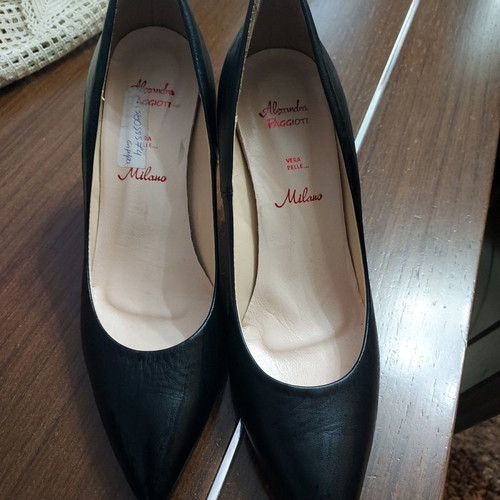Leather pumps used, black, size 39