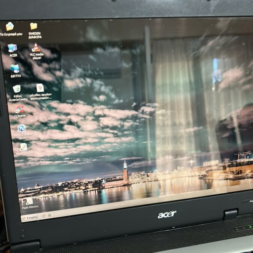 Acer Aspire 1640 Series Laptop used, no battery, Windows XP