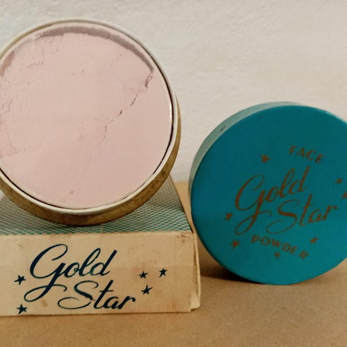 Gold Star Face Powder collectible vintage sealed, like new