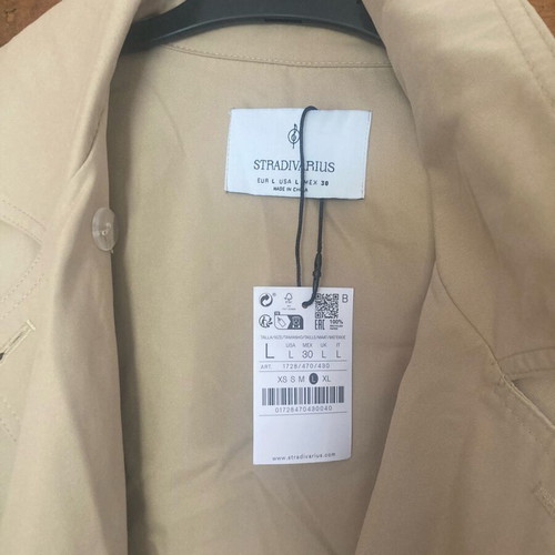 Stradivarius coat size L new, beige