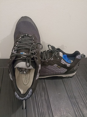 Meindl Activo Sport GTX low hiking shoes, size 45, black/grey