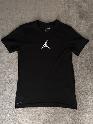Nike Jordan Jumpman Dri-FIT T-shirt size S, black