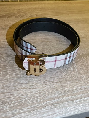 Burberry belt new, beige
