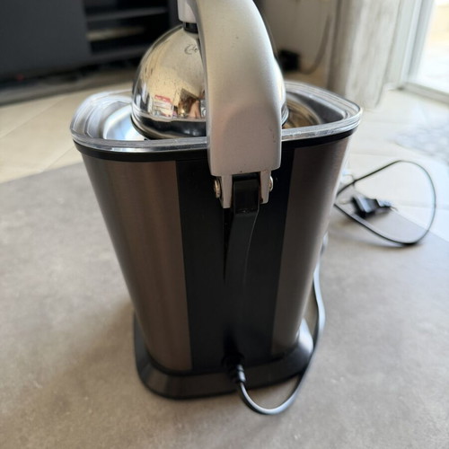 Black and Decker juicer used, fully functional