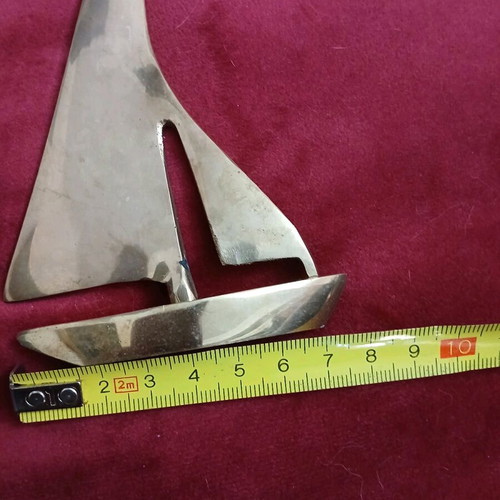 Solid brass sailboats like new, pack of three