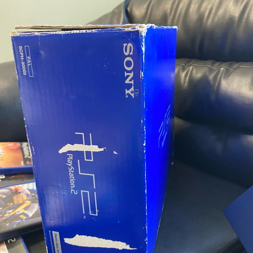 PlayStation 2 κονσόλα σαν καινούργιο με 7 παιχνίδια, χειριστήριο, καλώδια και memory card