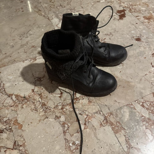 Black ankle boots used, size 38, faux leather lining