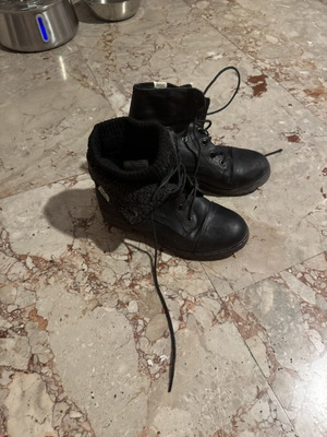 Black ankle boots used, size 38, faux leather lining
