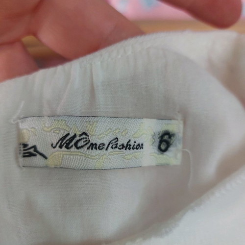 Girl's dress 6 years used with embroidery