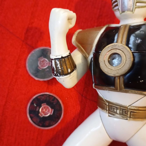 White Ranger action figure used with projector chest light, 21 cm