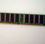 Μνήμη RAM Kingston Kvr400x64c3a 512MB PC3200 400MHz μεταχειρισμένη