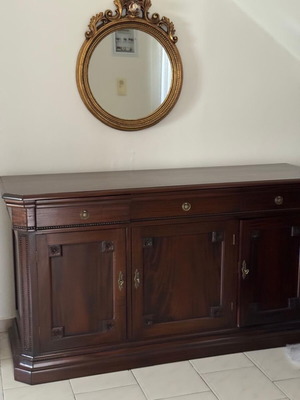 Kourtis buffet used