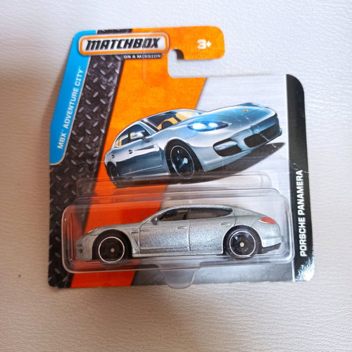Matchbox MBX Adventure City Porsche Panamera 7/120 new sealed