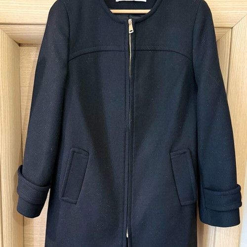 Zara coat 75% wool with removable fur like new, size S