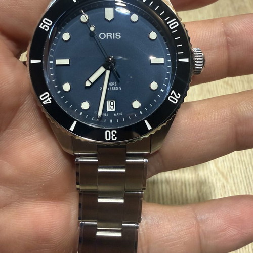 Oris Divers Date 39mm watch, blue dial, ceramic bezel