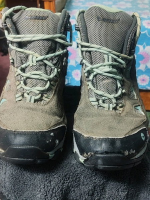 Hi-Tec Logan Mid Wp 22052 gray suede hiking boots used size 43