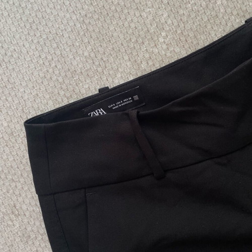Zara pants black, mid-rise, like new, size S