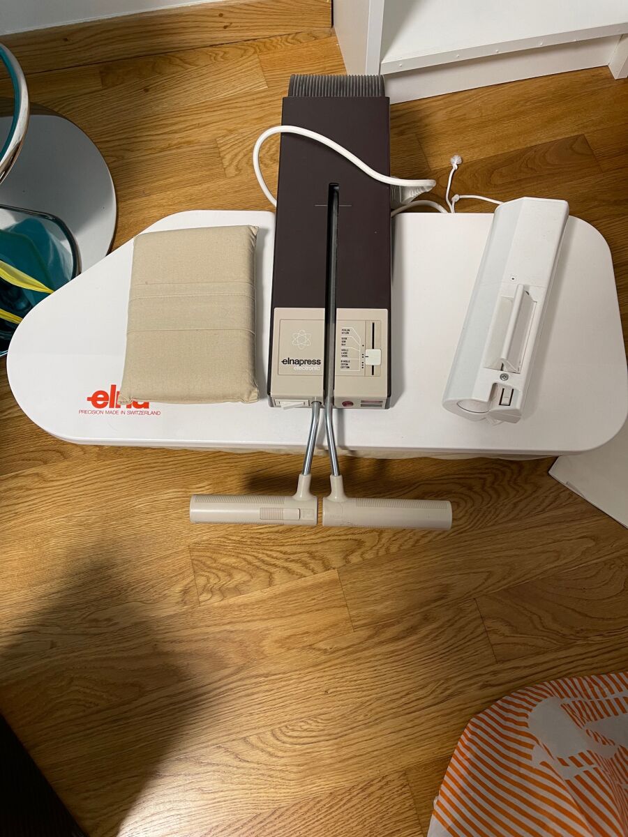 ELNA press ironing press like new with… - € 150,00 - Vendora.cy