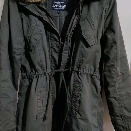Admiral jacket very warm like new XL with slight discoloration