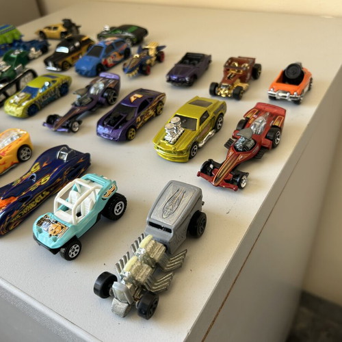 Hot Wheels metallic toy cars used, set of 29