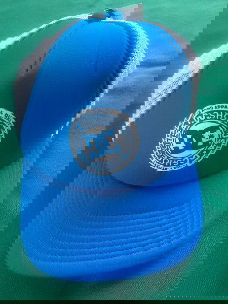 ΚΑΠΕΛΟ DCSHOECOUSA