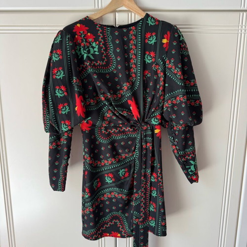 Karavan mini dress new, size S with shoulder pads