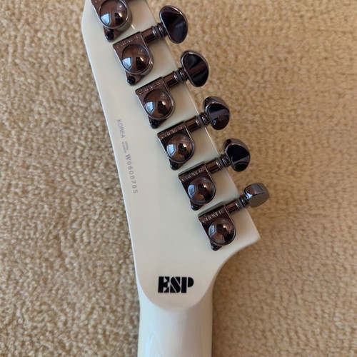 Ηλεκτρική κιθάρα ESP LTD EX-400 σαν καινούργιο με πακέτο Marshall