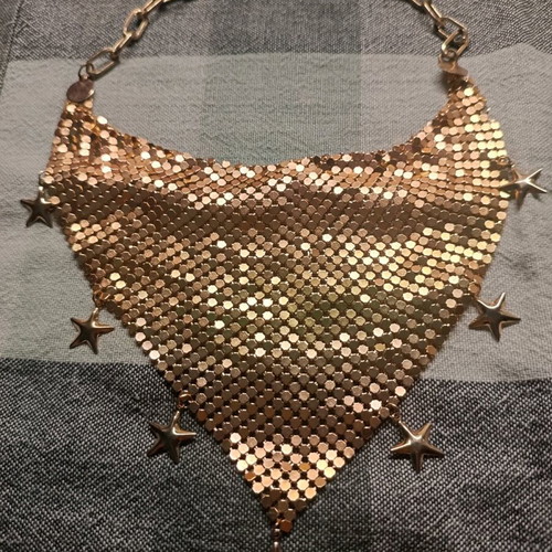 Necklace with stars like new, gold color