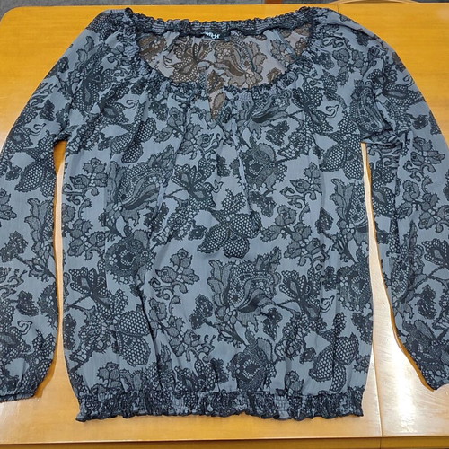 Switch blouse semi-transparent like new, size L, black and gray