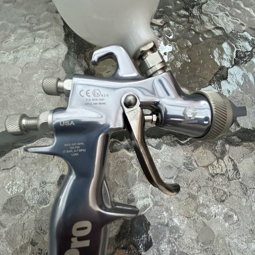 Graco Professional Spray Gun new, adjustable material and spray shape