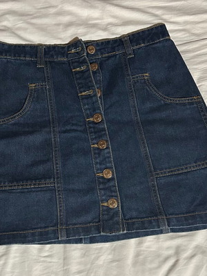 Stradivarius blue denim skirt like new, size M