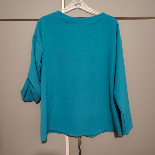 Turquoise shirt blouse new, comfortable fit, size S