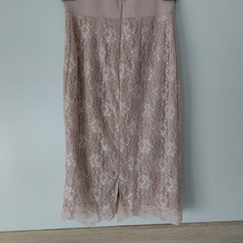 Lynne pencil skirt like new, beige and pink, size L