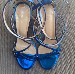 Mairiboo for Envie electric blue sandals