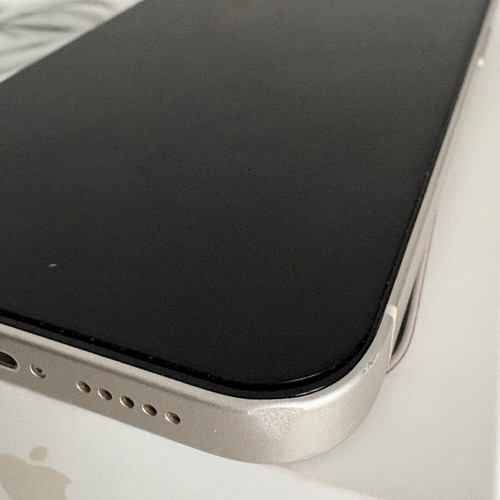iPhone 14 Starlight 128GB like new, 5G, with Apple cases