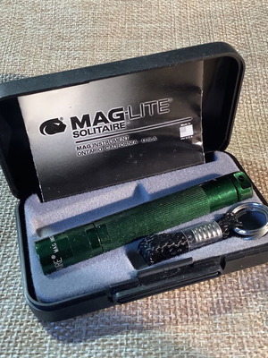 Maglite Solitaire Mini Flashlight Green New