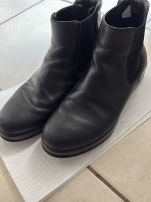 Prada Linea Rosa ankle boots like new, men's size 43, black