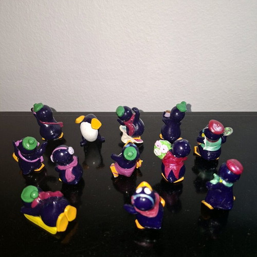 Kinder penguin collection used
