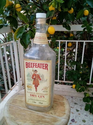 Beefeater bottle used, height 35 centimeters