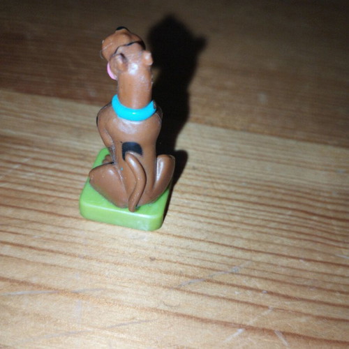 Scooby Doo figure new