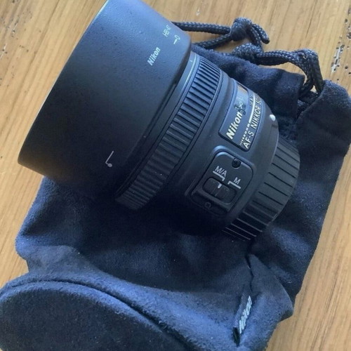 Nikon AF-S NIKKOR 50mm f/1.8G lens like new