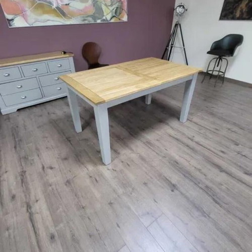 Wooden extendable dining table new, 100% oak, for 6-8 people