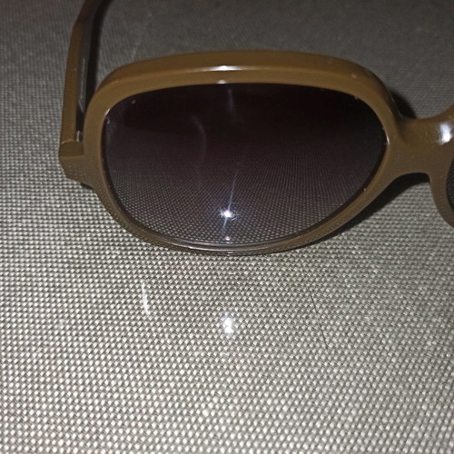 Brixton square sunglasses used, oil color, 100% UV protection