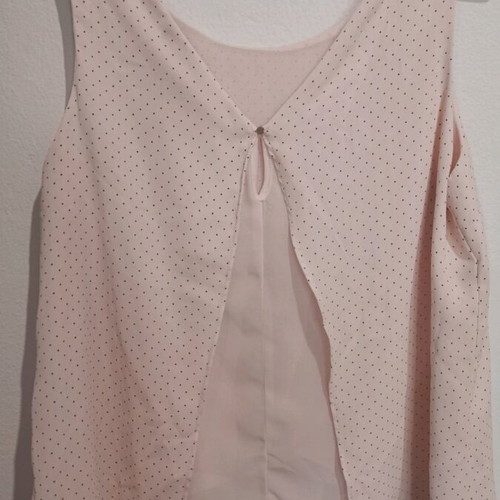 Pink polka dot blouse like new, size S