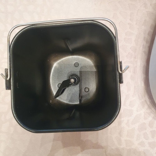 Izzy bread maker 600 watt