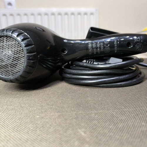 Arya 3200 Hair Dryer used, 1800W, 2 speeds, 4 temperatures