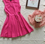 H&M pink dress with pleats like new