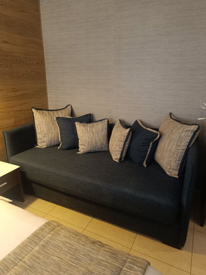 Sofa like new