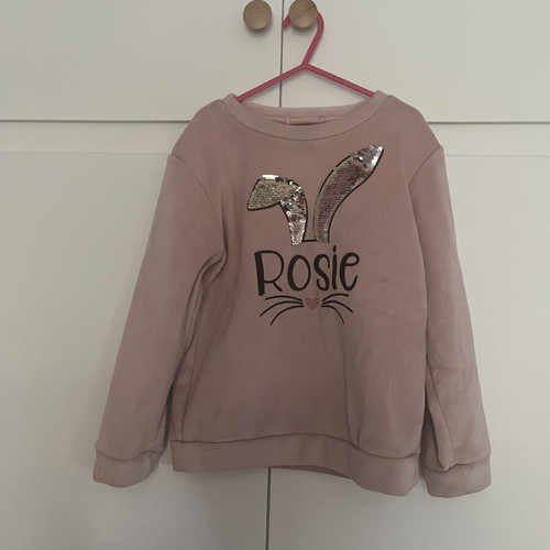 Children's winter sweatshirts used, ages 6-7
